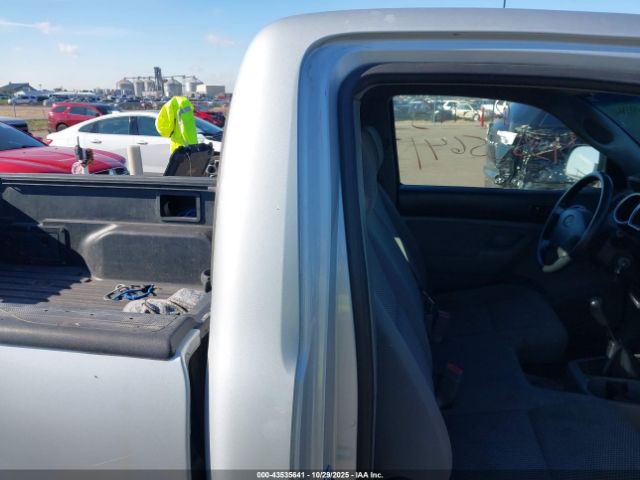 Toyota Tacoma Image 7