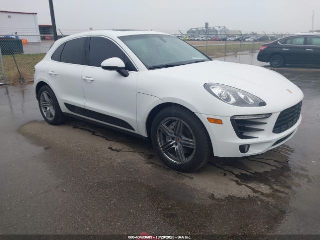 Porsche Macan S Image 1