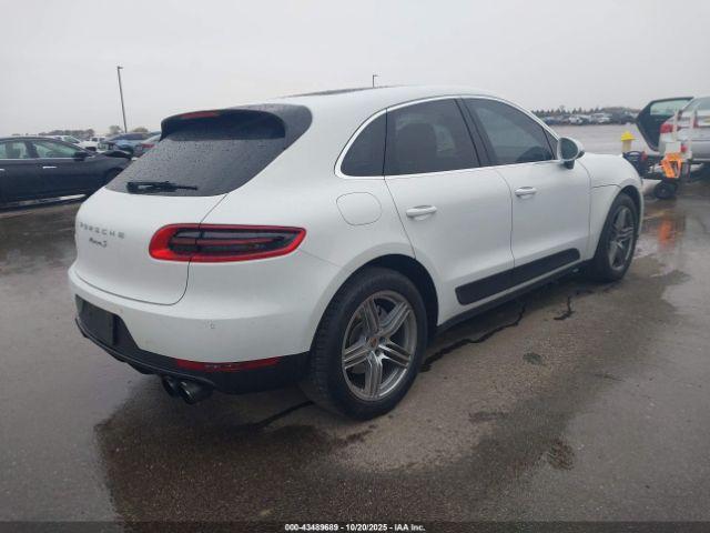 Porsche Macan S Image 4
