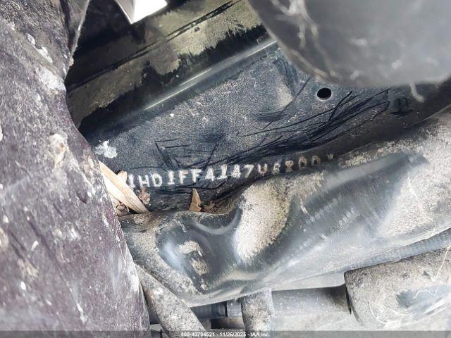 Harley-Davidson Flht Classic Image 5