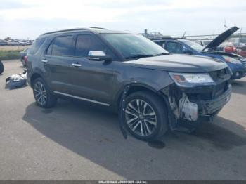  Salvage Ford Explorer