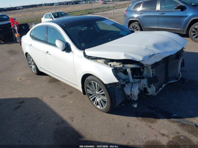  Salvage Kia Cadenza