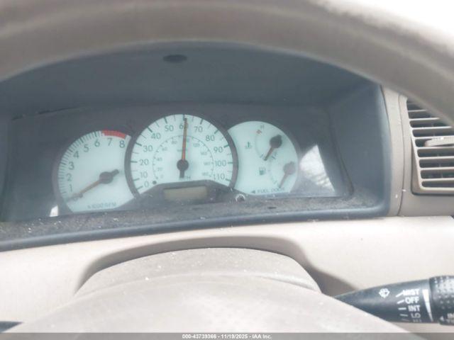 Toyota Corolla Le Image 8