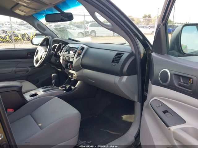 Toyota Tacoma Base V6 Image 4