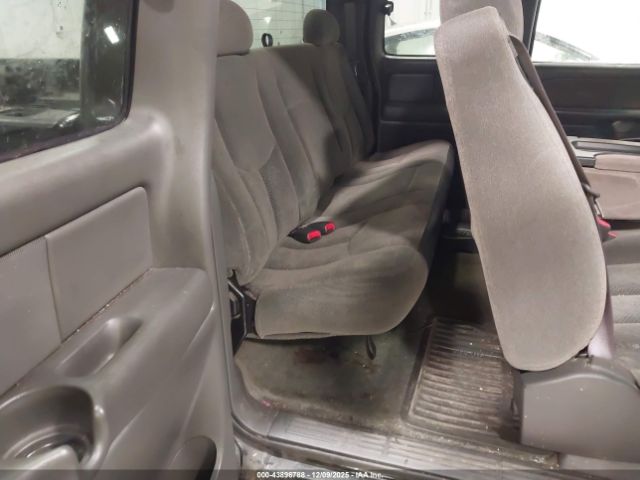 Chevrolet Silverado 1500 Ls Image 10