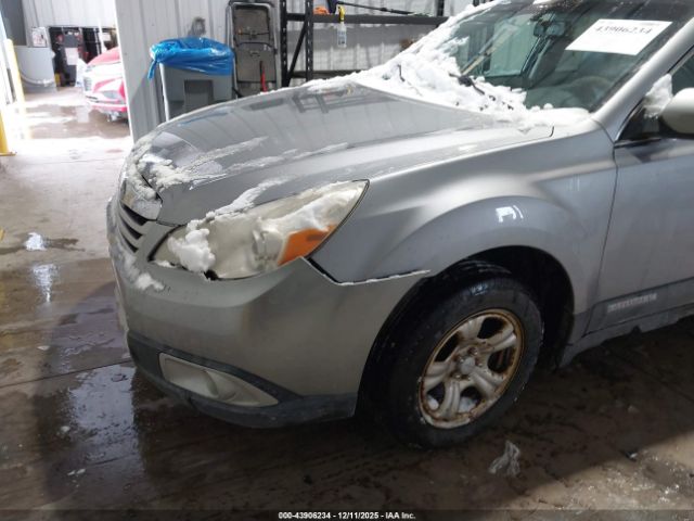 Subaru Outback 2.5i Limited Image 4