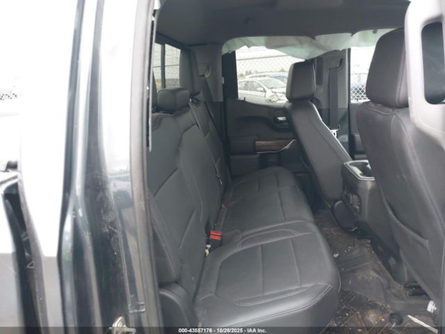 Chevrolet Silverado 1500 Rst Image 3