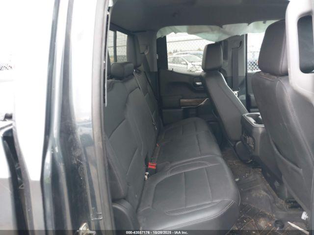 Chevrolet Silverado 1500 Rst Image 3