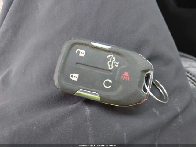 Chevrolet Silverado 1500 Rst Image 12