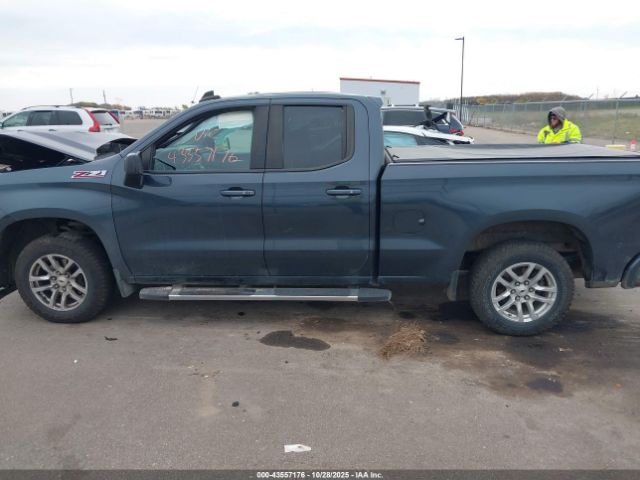 Chevrolet Silverado 1500 Rst Image 9