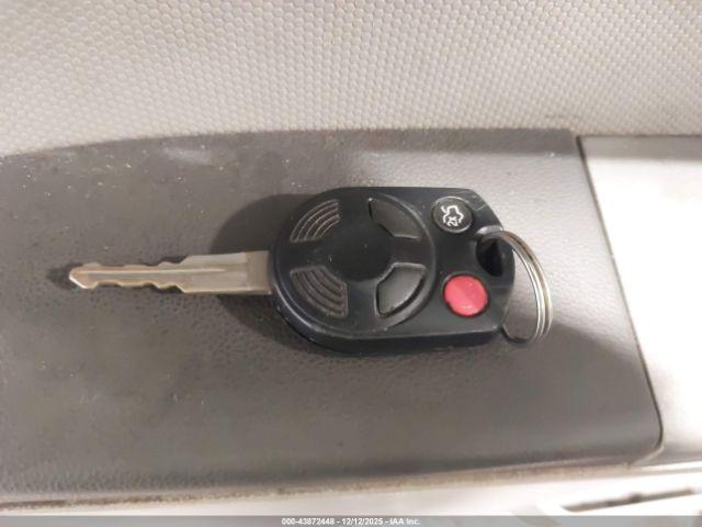 Ford Escape Xlt Image 2