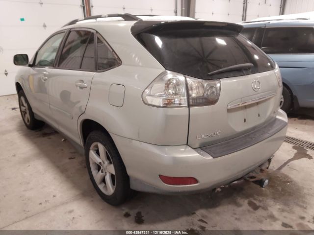 Lexus RX Image 3
