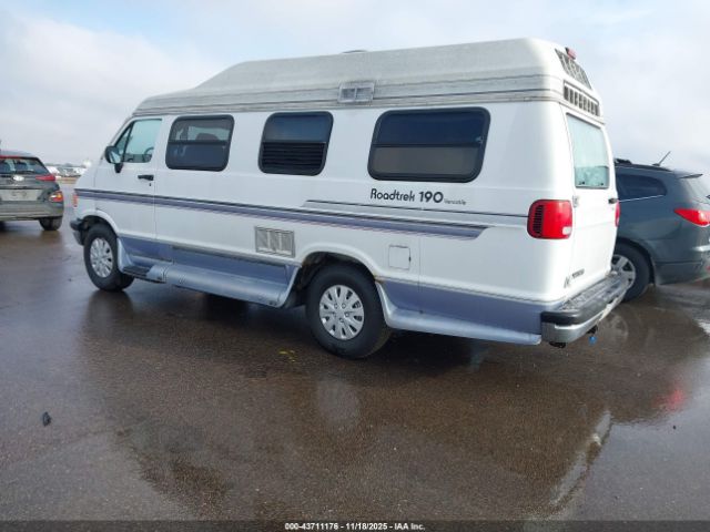 Dodge Ram Van B3500 Image 5