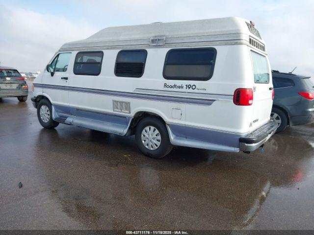 Dodge Ram Van B3500 Image 5