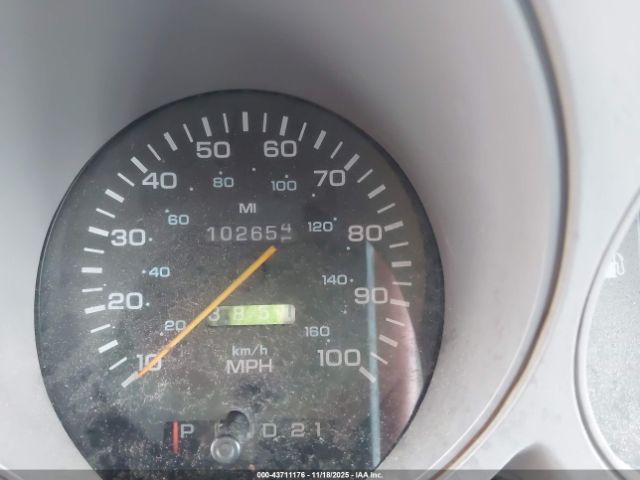 Dodge Ram Van B3500 Image 6