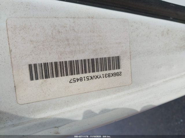 Dodge Ram Van B3500 Image 11