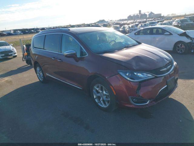  Salvage Chrysler Pacifica