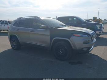  Salvage Jeep Cherokee