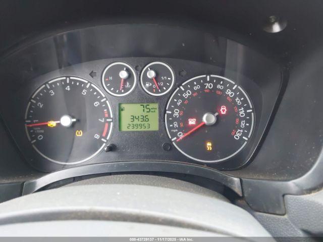 Ford Transit Xlt Image 10