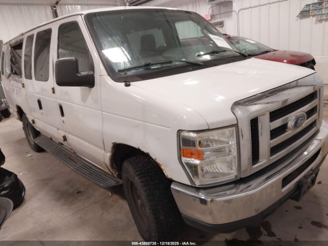 Ford E-350 Xlt Image 1