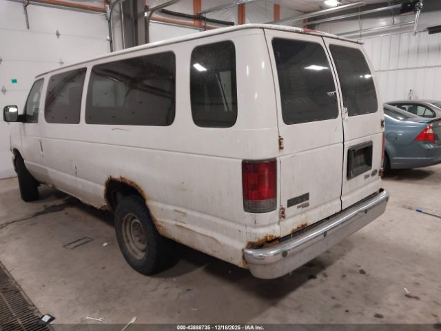 Ford E-350 Xlt Image 11