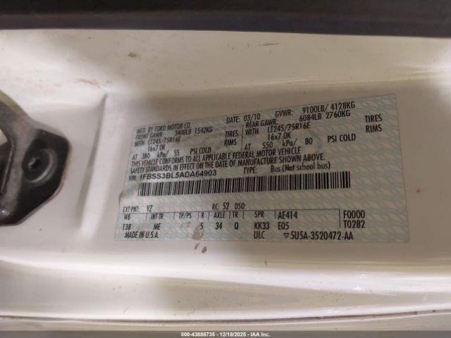 Ford E-350 Xlt Image 12