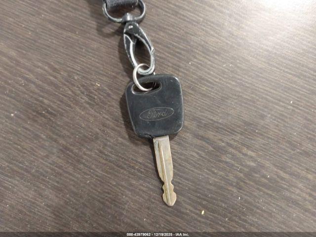 Ford Focus Zx3 Image 9