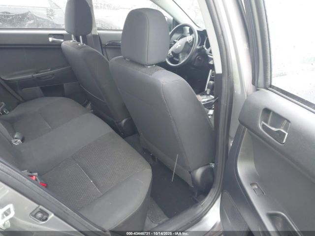 Mitsubishi Lancer Se Image 10