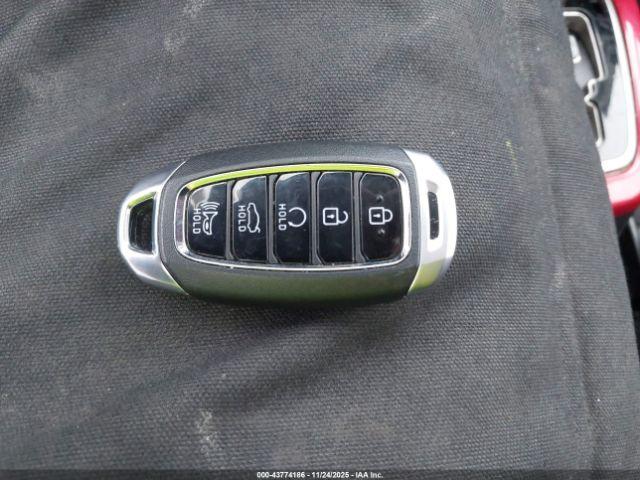 Mitsubishi Mirage Le Image 8