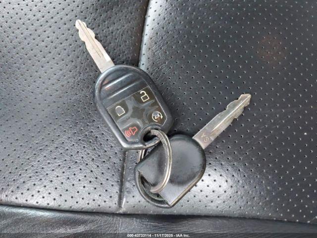 Ford F-150 Lariat Image 17