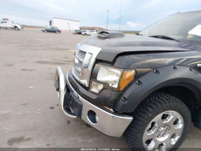 Ford F-150 Lariat Image 13
