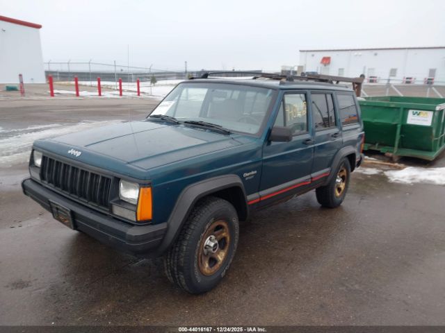 Jeep Cherokee Image 3
