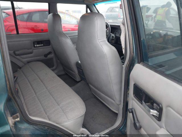 Jeep Cherokee Image 7