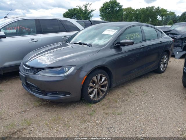 Chrysler 200 S Image 6