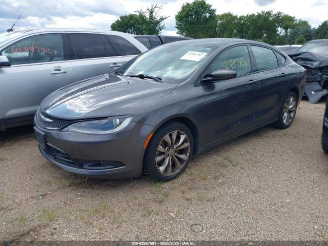 Chrysler 200 S Image 6
