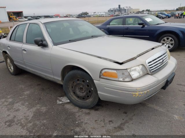 Ford Crown Victoria Image 1