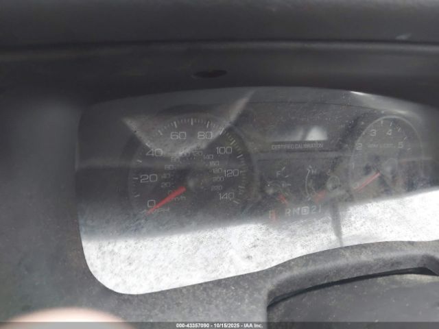 Ford Crown Victoria Image 7