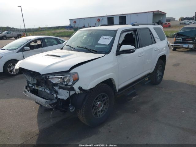 Toyota 4Runner Trd Off Road Premium Image 2