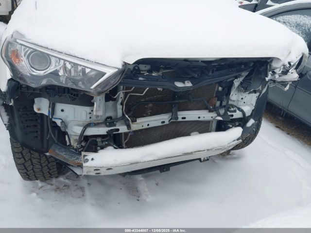 Toyota 4Runner Trd Off Road Premium Image 6