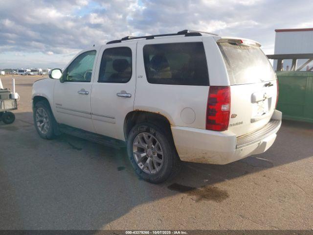 Chevrolet Tahoe Ltz Image 2