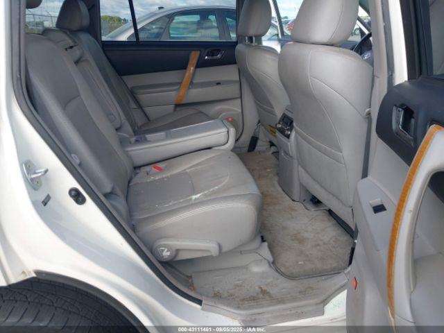 Toyota Highlander Limited Image 15