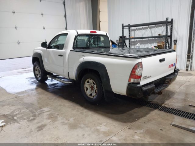 Toyota Tacoma Image 16