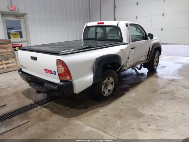 Toyota Tacoma Image 9