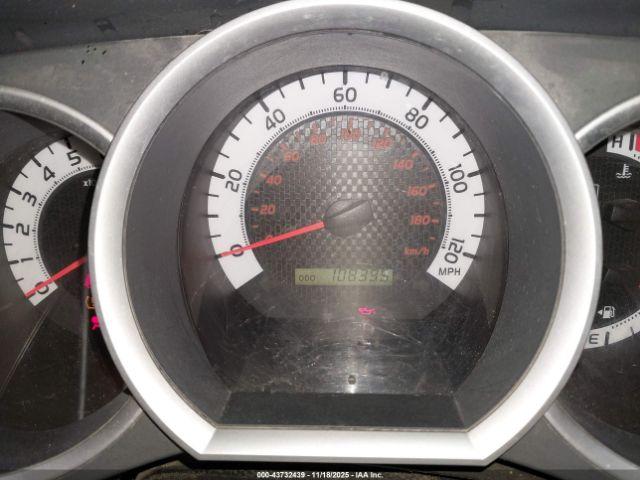 Toyota Tacoma Image 12