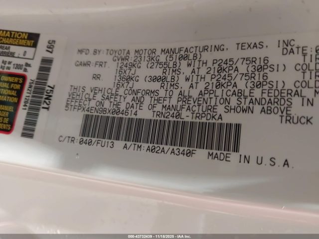 Toyota Tacoma Image 10