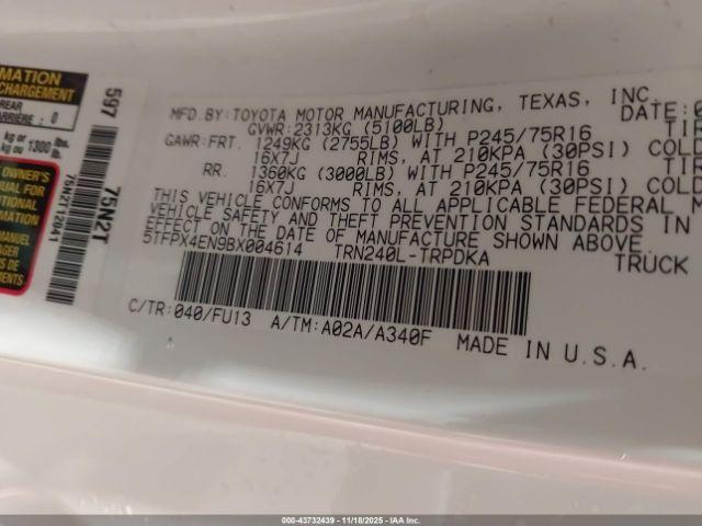 Toyota Tacoma Image 10