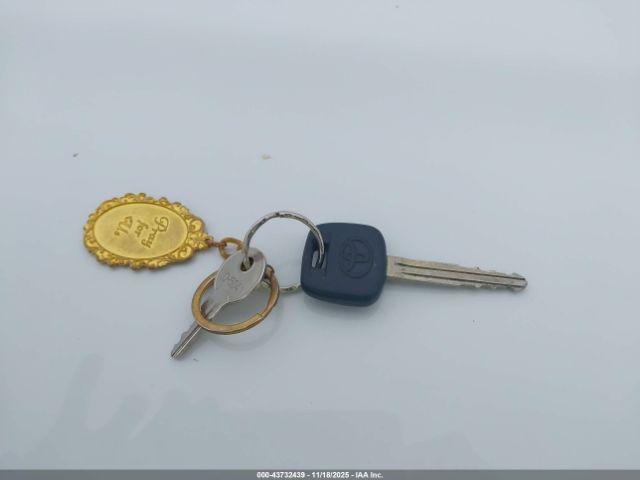 Toyota Tacoma Image 3