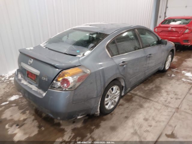 Nissan Altima 2.5 S Image 4