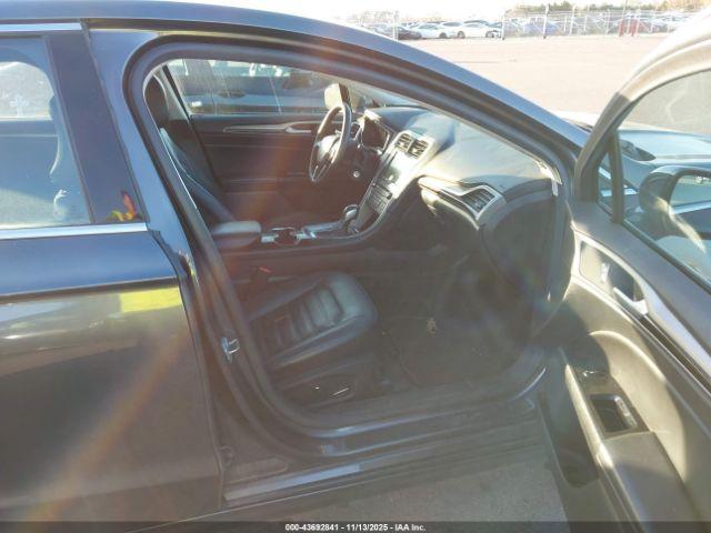 Ford Fusion Se Image 14