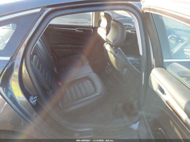 Ford Fusion Se Image 9